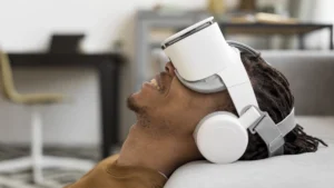 Inteligência artificial e saúde mental no ERP Summit 2025, destacando o uso de tecnologias para melhorar o bem-estar no ambiente corporativo.